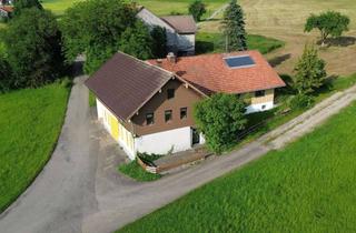 Haus kaufen in 88171 Weiler-Simmerberg, Freistehendes Zweifamilienhaus mit vielseitigen Nutzungsmöglichkeiten bei Weiler-Simmerberg