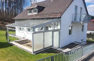 Mehrfamilienhaus kaufen in 86381 Krumbach, Tolles Mehrfamilienhaus in Krumbach mit großem Grundstück in ruhiger Lage sucht neue Eigentümer