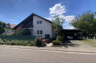Haus kaufen in 67715 Geiselberg, Geräumiges Ein-/Zweifamilienhaus mit großer Garage und Carport auf ebenem Grundstück