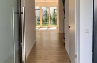 Haus mieten in 16562 Hohen Neuendorf, Hohen Neuendorf - Die perfekte Kombination aus urbanem Lebensstil und naturnahem Wohnen!