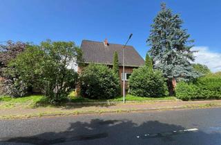 Anlageobjekt in 22889 Tangstedt, Sanierungsbedürftiges 3-Parteien-Haus in Tangstedt-Wiemerskamp
