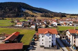 Anlageobjekt in 83734 Hausham, Attraktive Kapitalanlage mit Bergblick - komplett sanierte Wohnanlage mit lukrativer Rendite