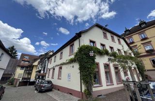 Anlageobjekt in 79336 Herbolzheim, Investoren aufgepasst – gut vermietetes Ärzte- u. Apothekeraus mit Mietentwicklungspotential
