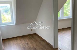 Wohnung mieten in 09456 Annaberg-Buchholz, Rarität - Tolle 4 Raum Altbau Dachgeschosswohnung - 300m vom Markplatz