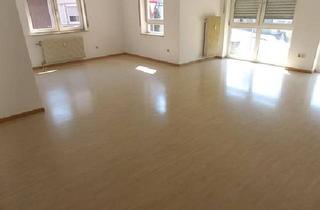 Wohnung kaufen in 79241 Ihringen, Ihringen - Ihringen Kaiserstuhl provisionsfrei, sofort beziehbar, 4 Zimmer