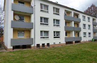 Wohnung kaufen in 34253 Lohfelden, Lohfelden - 5 Zimmer Wohnung mit Balkon und Garage Hinter der Brücke Oberz.