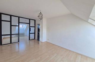 Wohnung kaufen in 42651 Solingen-Mitte, 3-Zimmerwohnung in Solingen Stadtmitte, inkl. 1x Stellplatz