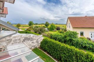 Wohnung kaufen in 94377 Steinach, PROVISIONSFREI! *Schöne 3-Zimmer-Dachgeschosswohnung mit Balkon*