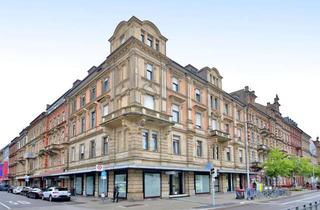 Wohnung kaufen in 76133 Innenstadt-West, Wohnen mit Geschichte: 4-Zimmer-Wohnung in repräsentativem, denkmalgeschütztem Altbau