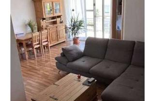 Wohnung mieten in 74366 Kirchheim, Wunderschöne 3-Zimmer-Wohnung mit großem Balkon, 2 TG Stellplätzen und EBK in Kirchheim am Neckar
