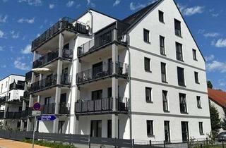Wohnung mieten in 18273 Güstrow, Moderne 3-Raum Wohnung mit Balkon und Fahrstuhl in der Hafenstraße -313-
