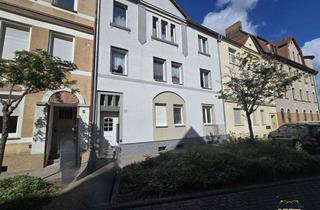 Wohnung mieten in Dammstraße, 06749 Bitterfeld-Wolfen, 3-Raumwohnung im Hochparterre mit Balkon