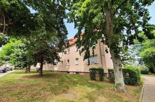 Wohnung mieten in Nordstraße 21, 04567 Kitzscher, Tageslichtbad mit Badewanne - 4 Zimmer zum Entspannen