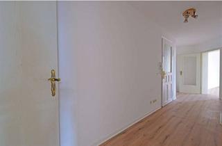 Wohnung mieten in Mühlberg, 08297 Zwönitz, ***Komplett renoviert - schicke 3-ZKB-Wohnung im Stadtkern von Zwönitz***