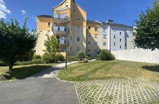 Wohnung mieten in 92637 Scheibe, Sehr schöne, helle 2,5-Zimmer-Wohnung mit Balkon und Garage Nähe Klinikum Weiden zu vermieten!