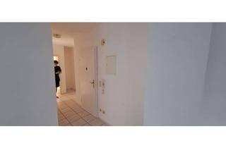 Wohnung mieten in 63619 Bad Orb, Sehr schöne und helle Erdgeschosswohnung mit balkon und Küche. Stellplatz direkt vor dem Haus.