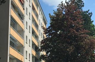 Wohnung mieten in Wiesenstr. 26, 90522 Oberasbach, Wunderschöne, neu renovierte 3 ZKB Wohnung in ruhiger Lage und toller Aussicht