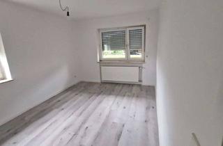 Wohnung mieten in Sindelfingerstraße, 71144 Steinenbronn, Exklusive, gepflegte 3-Zimmer-Hochparterre-Wohnung mit Balkon und Einbauküche in Steinenbronn