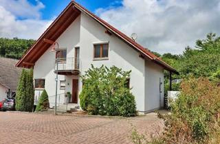 Einfamilienhaus kaufen in 76684 Östringen, Einfamilienhaus mit Einliegerwohnung in exponierter Höhenlage von Östringen, OT Tiefenbach!