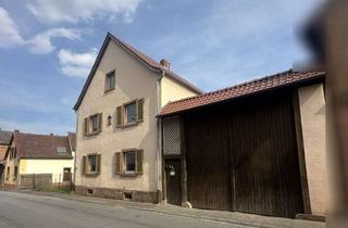 Einfamilienhaus kaufen in 63762 Großostheim, Charmantes renovierungsbedürftiges Einfamilienhaus mit großem Grundstück und vielseitiger Scheune