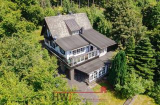 Haus kaufen in 59955 Winterberg, Landhaus in besonderer Lage inklusive abtrennbarem Grundstück!