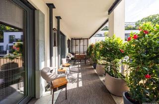 Anlageobjekt in 80539 Schwabing-Freimann, Bestlage nahe Englischen Garten: Luxuriöse 3-4 Zi.-Designerwhg. - großer Balkon & 2 TG-Stellplätzen.
