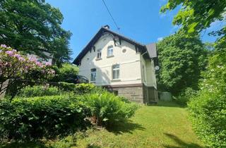 Anlageobjekt in Geisweider Straße 145, 57078 Siegen, Unternehmervilla mit 3 Wohneinheiten, kein Denkmalschutz