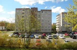 Wohnung mieten in Lion-Feuchtwanger-Str. 31, 18435 Stralsund, Frisch renovierte 2-Raumwohnung sucht ruhige Mieter!
