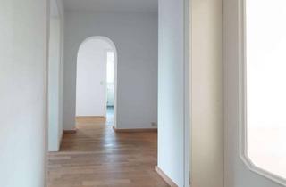 Wohnung mieten in Leopoldshöher Straße, 32107 Bad Salzuflen, Hochwertige 3-Zimmer-Wohnung mit Balkon, Garage & neuer Einbauküche - ab 01.10.2025 zu vermieten!