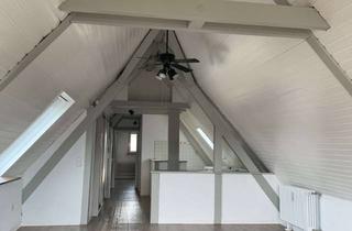 Wohnung mieten in 77975 Ringsheim, Attraktive 2-Raum-DG-Wohnung mit Balkon und Einbauküche in Ringsheim