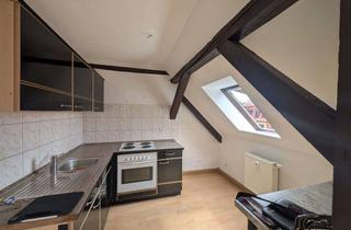 Wohnung mieten in Dessauer Straße 82 a, 06749 Bitterfeld-Wolfen, Dachgeschosswohnung mit kleiner Küche