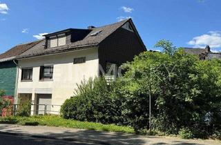 Haus kaufen in 35683 Dillenburg, Vermietetes 2-Familienhaus im Herzen von Dillenburg