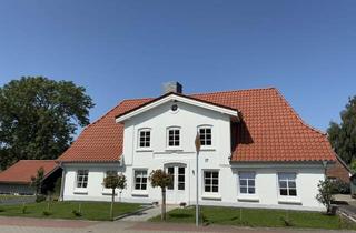 Haus kaufen in Havetofter Straße 17, 24986 Havetoftloit, Kleines Herrenhaus in Havetoftloit mit großem Garten