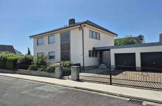 Einfamilienhaus kaufen in 61184 Karben, Großzügiges Einfamilienhaus in Toplage – 1.219 m² Grundstück & viel Platz für Ihre Wohnträume