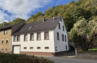 Einfamilienhaus kaufen in Saarbrücker Straße 28, 67742 Lauterecken, Einfamilienhaus mit großem Garten, Terrasse & Garage – Bahnhof fußläufig