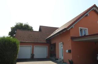 Haus kaufen in 93095 Hagelstadt, Ein Haus - für 2 Familien