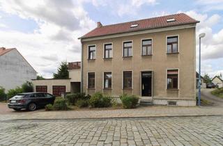 Mehrfamilienhaus kaufen in 06869 Coswig, MFH mit 2 Einheiten und großem Garten zur flexiblen Nutzung in Coswig