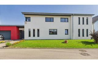 Einfamilienhaus kaufen in 54457 Wincheringen, Wincheringen - Luxus und Raum an der Mosel - Großzügige Immobilie von 2014 in Grenznähe