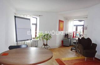 Wohnung kaufen in 72074 Tübingen, Tübingen - Sahnestückchen im Denkmalobjekt . Gewerbeeinheit: Nutzen oder vermieten