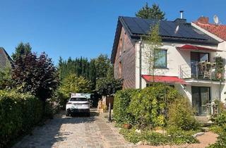Doppelhaushälfte kaufen in 25421 Pinneberg, Pinneberg - traumh. DHH im Quellental und Bauplatz für DH