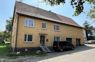 Einfamilienhaus kaufen in Emmigstraße 19, 72505 Krauchenwies, Krauchenwies - Großes Grundstück, schöne Lage, neue Einbauküche, 2 große Garagen, warten auf den letzten Schliff.