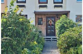 Reihenhaus kaufen in 29225 Celle, Celle - Reihenhaus in Celle, 5 Zimmer, Garten, Vollkeller, sofort frei