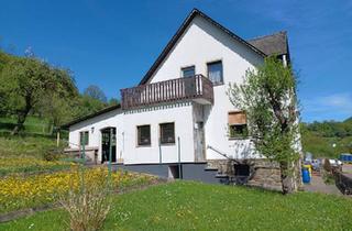 Doppelhaushälfte kaufen in 56379 Singhofen, Singhofen - Doppelhaushälfte mit Bauplatz in günstiger Ortslage in Dienethal