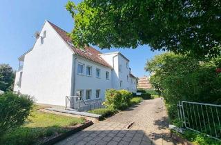 Wohnung kaufen in 08451 Crimmitschau, Gute Kapitalanlage - schmucke Eigentumswohnung mit Gartenanteil !