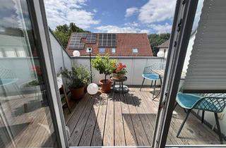 Wohnung kaufen in 86551 Aichach, Traumhafte Dachgeschosswohnung mit Dachterrasse und Blick ins Grüne – mit Stellplatz und Carport