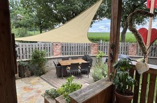 Wohnung kaufen in 86551 Aichach, Attraktive 3-Zimmer Erdgeschosswohnung mit großem Garten, Carport und Stellplatz – Ihr perfektes Zuh