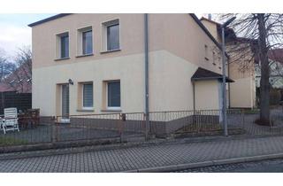 Wohnung mieten in 01609 Gröditz, Preiswerte und gepflegte 3,5-Zimmer-Etagenwohnung mit Einbauküche