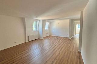 Wohnung mieten in Bahnhofstraße 11, 56130 Bad Ems, Moderne Dachgeschosswohnung mit 3 Zimmern, Ankleide und 2 Bädern – frisch renoviert in Bad Ems