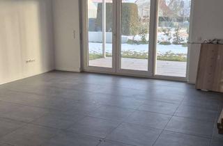 Wohnung mieten in Lindenstraße 15, 91601 Dombühl, Schöne 3,5-Zimmer-Wohnung mit EBK und großer Terrasse in Dombühl