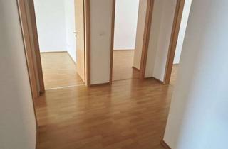 Wohnung mieten in 99310 Arnstadt, 3- Raum Wohnung mit Balkon und Stellplatz